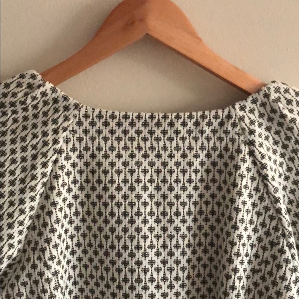 ETTtwa Coralie top button by Anthropologie, Medium (1) - Picture 13 of 15